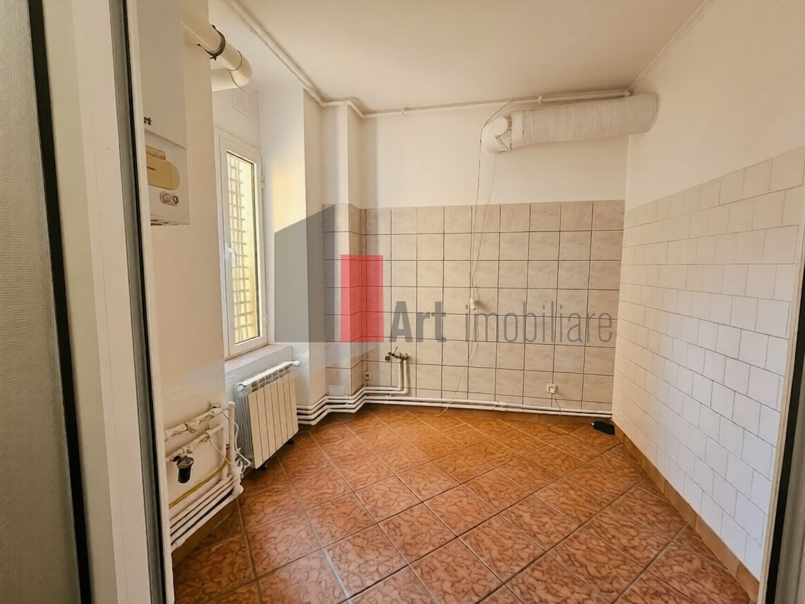 Spatiu Comercial de inchiriat in Centrul Vechi, 55mp - Poză 6