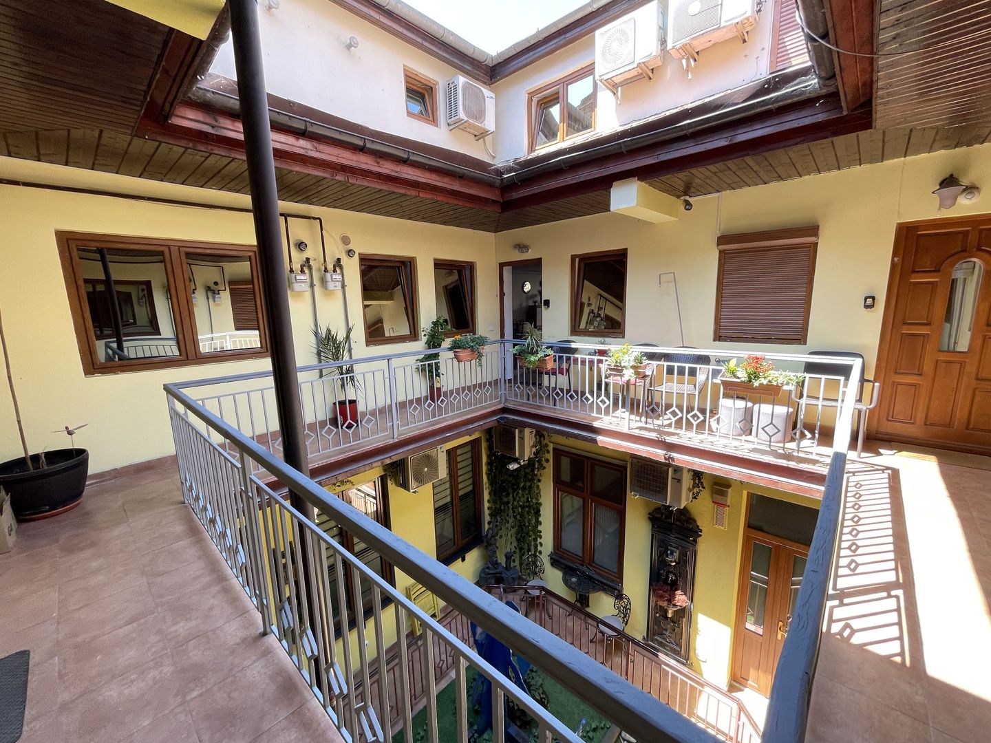 Apartament in zona P-ta Unirii - Poză 15