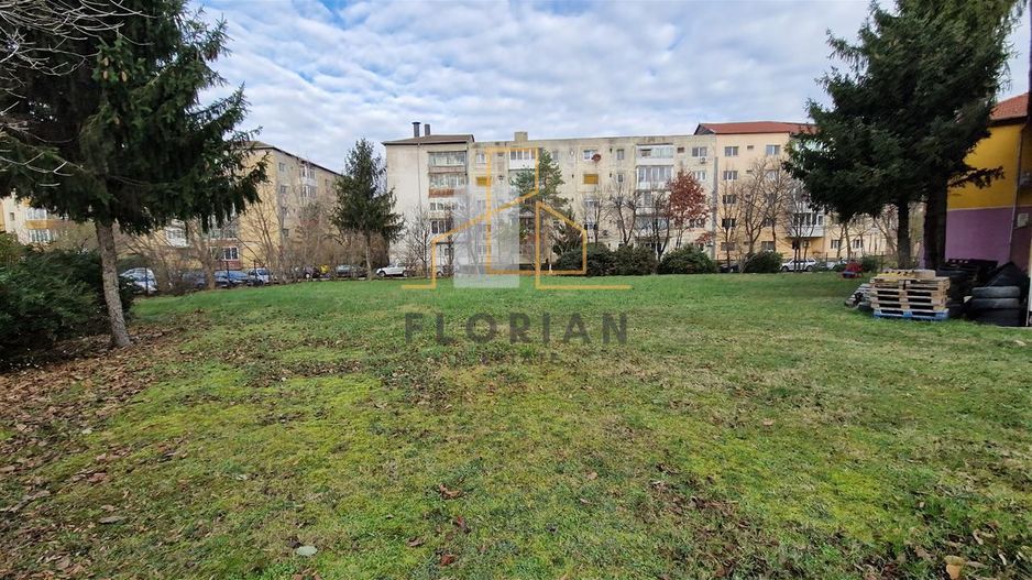 Teren intravilan construibil zona AEM - Poză 6