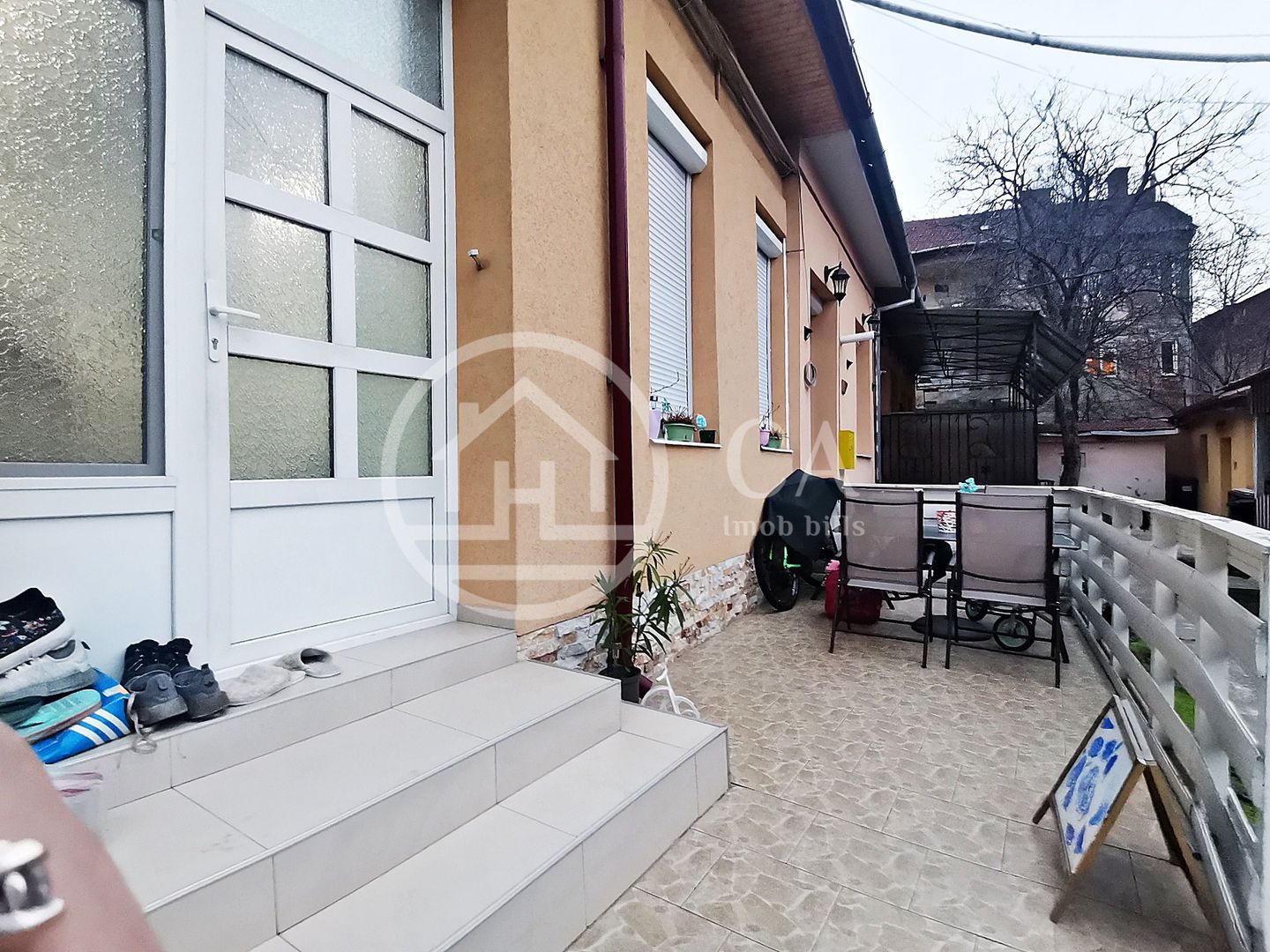 Apartament cu 3 camere la curte comuna de vanzare Ultracentral, Oradea - Poză 10