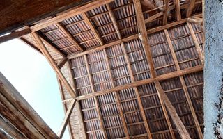 Casa la rosu-Zona Bistrita Bargaului-Teren-700mp - Poză 5