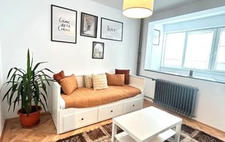 Apartament la Punctele Cardinale, langa Medicina