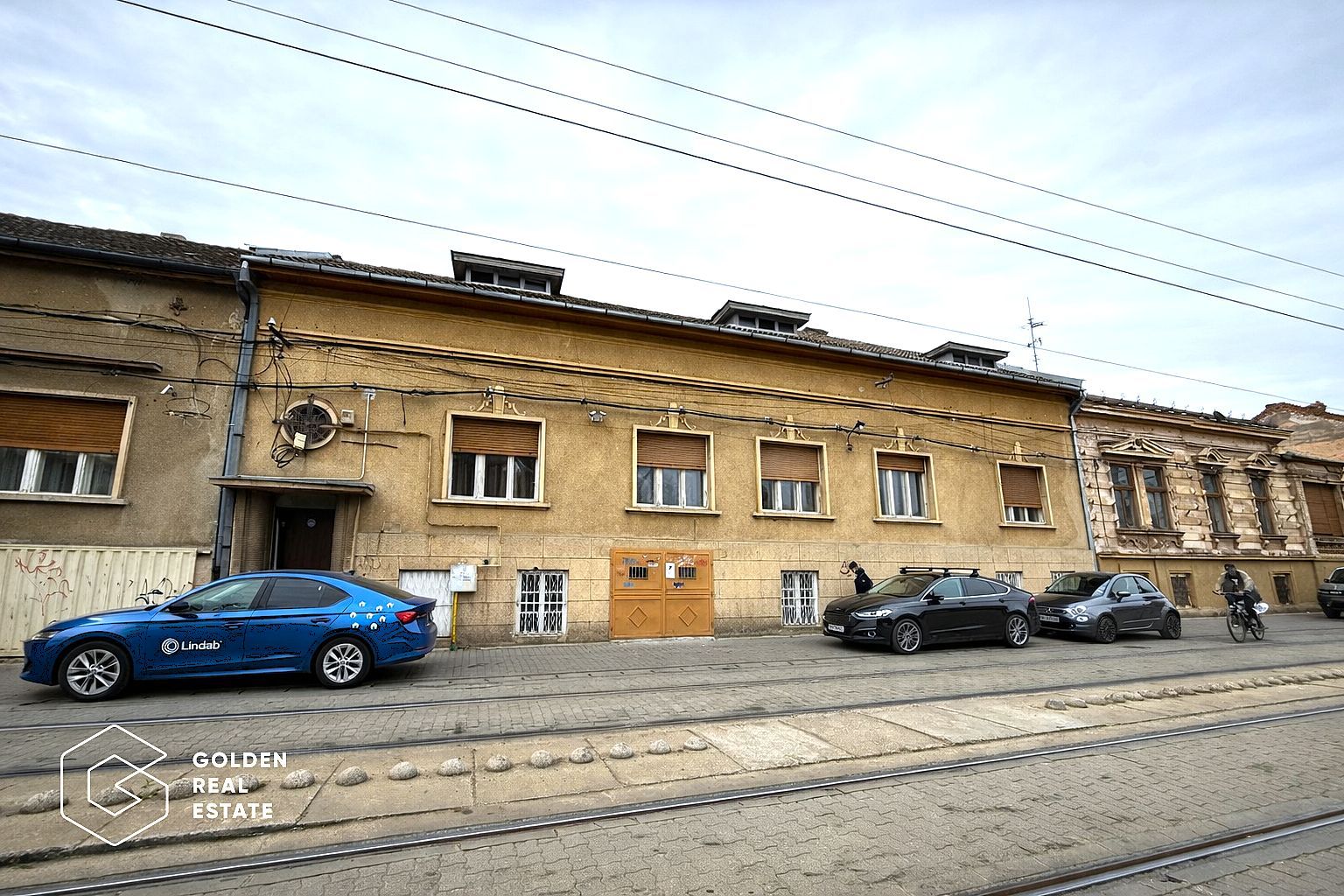 Vila individuala, 12 camere, teren 938 mp, cu piscina, zona Maria-Balcescu - Poză 1
