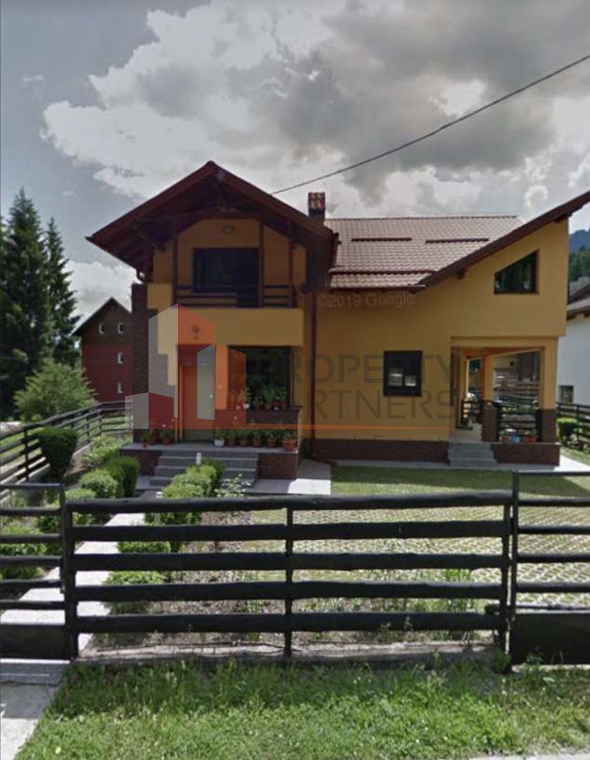 “Vila de Arhitect”  in Busteni - Poză 2