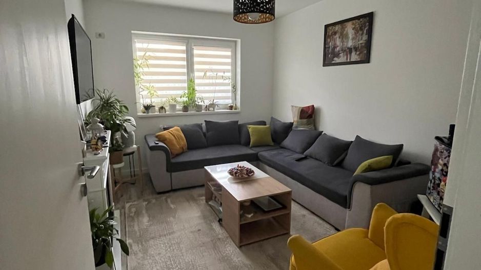 Birou shared (coworking)cu grădină, terasă si parcare proprie - Poză 8