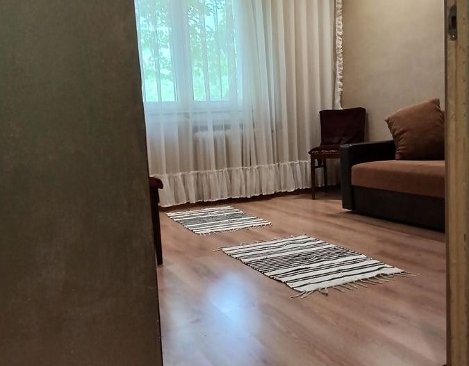 Oferta- Apartament 3 camere Ozana, parter, mobilat, pret excelent - Poză 9