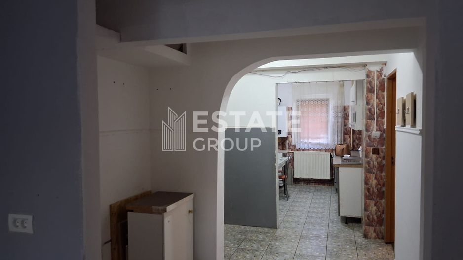 Apartament 3 camere, decomandat, Lipovei - Poză 1