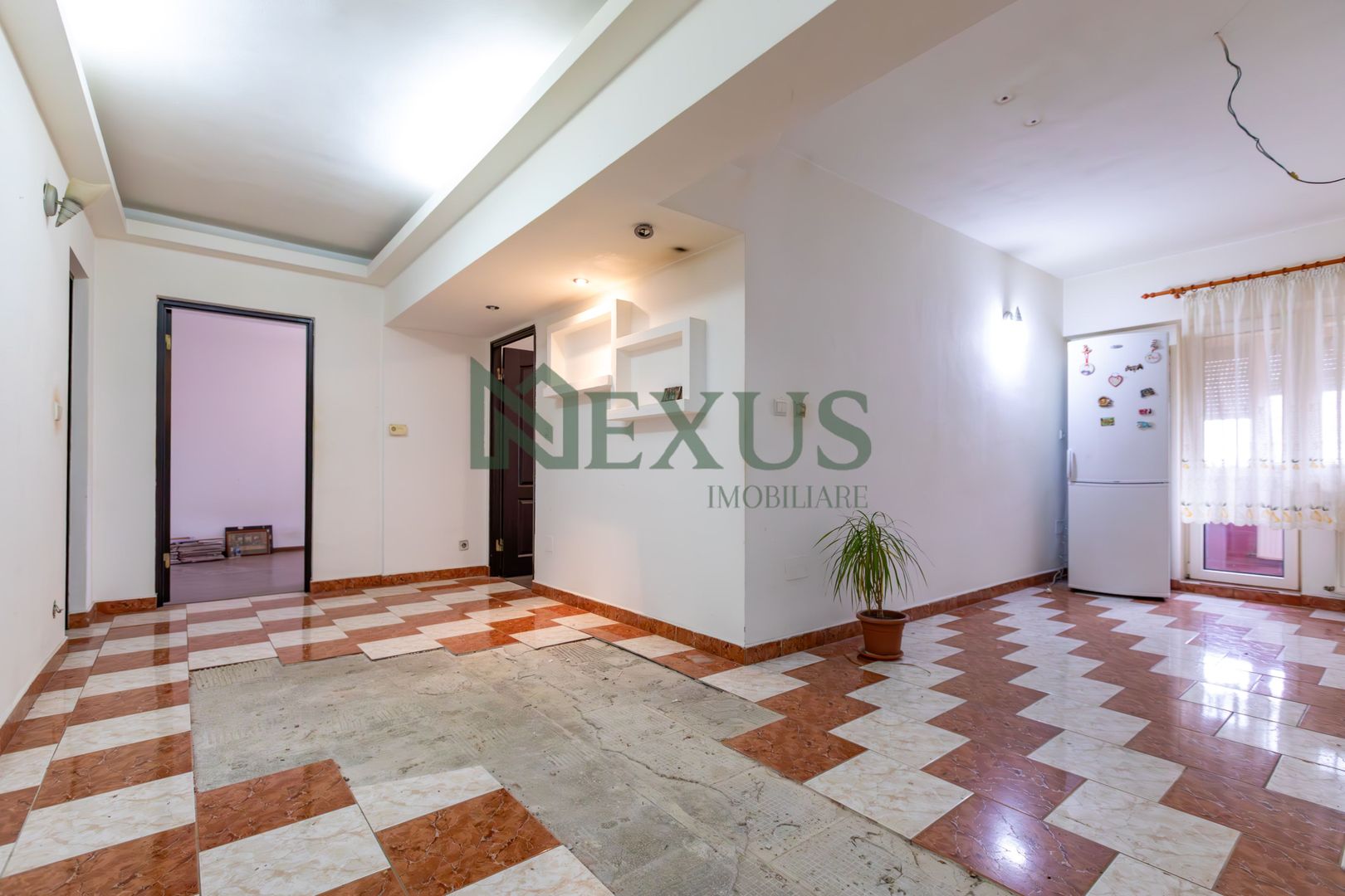 Apartament 3 camere decomandat, ultracentral! - Poză 2