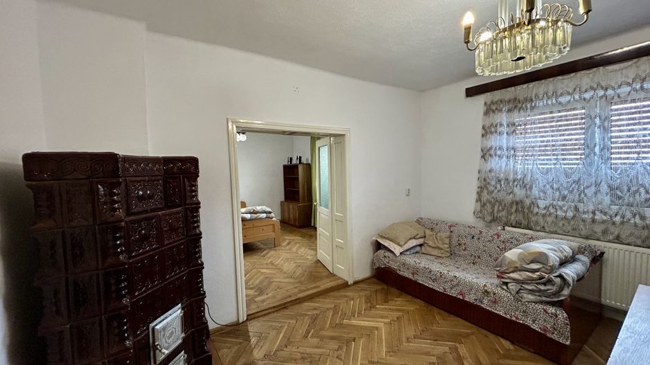 Pensiune cu potențial deosebit, vedere spectaculoasă spre Piatra Craiului - Poză 24