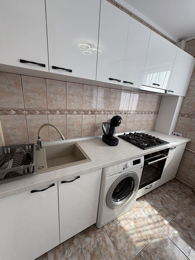 Minis, sector 3 - Poză 9