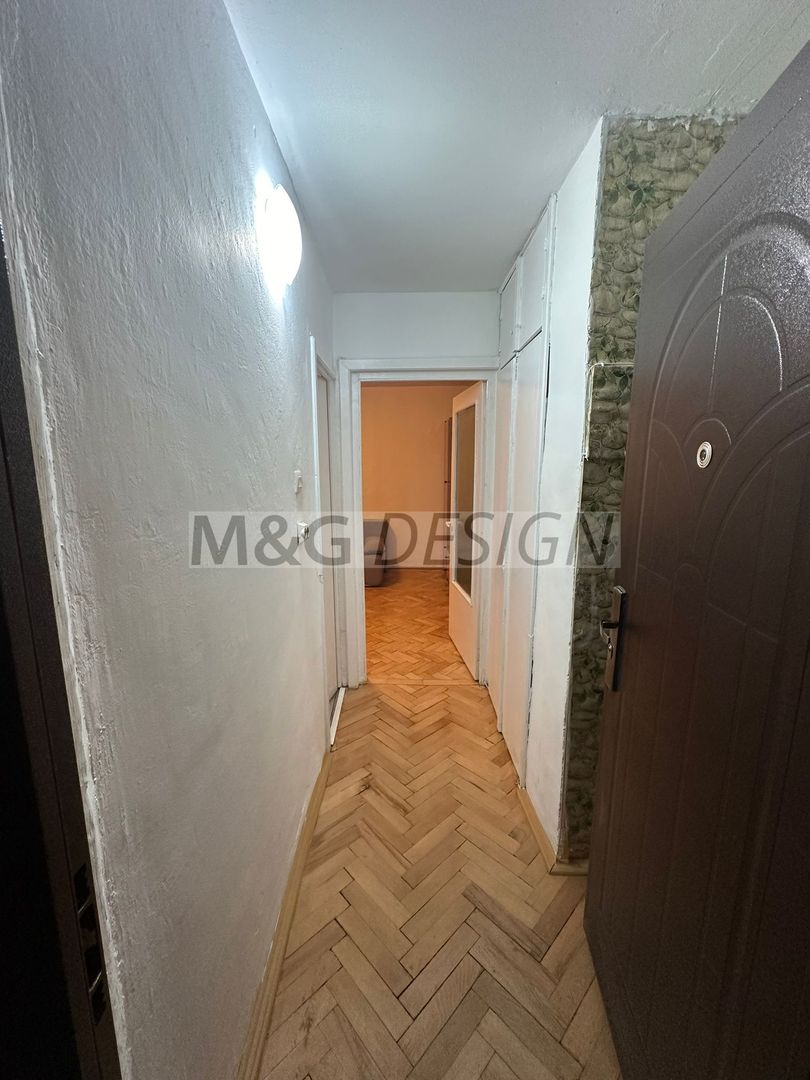 Aradului, et 2, garsoniera cu centrala proprie - Poză 2