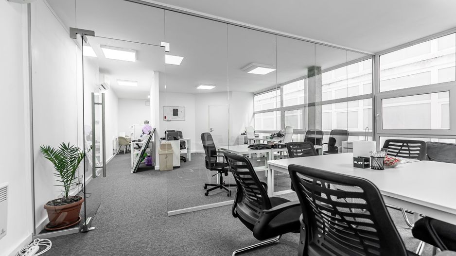 INCHIRIAT Spațiu de birouri ultracentral pe strada Iustin Marsieu - Poză 6