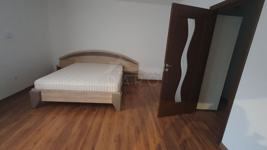 Inchiriez apartament cu doua camere, zona centrala - Poză 4