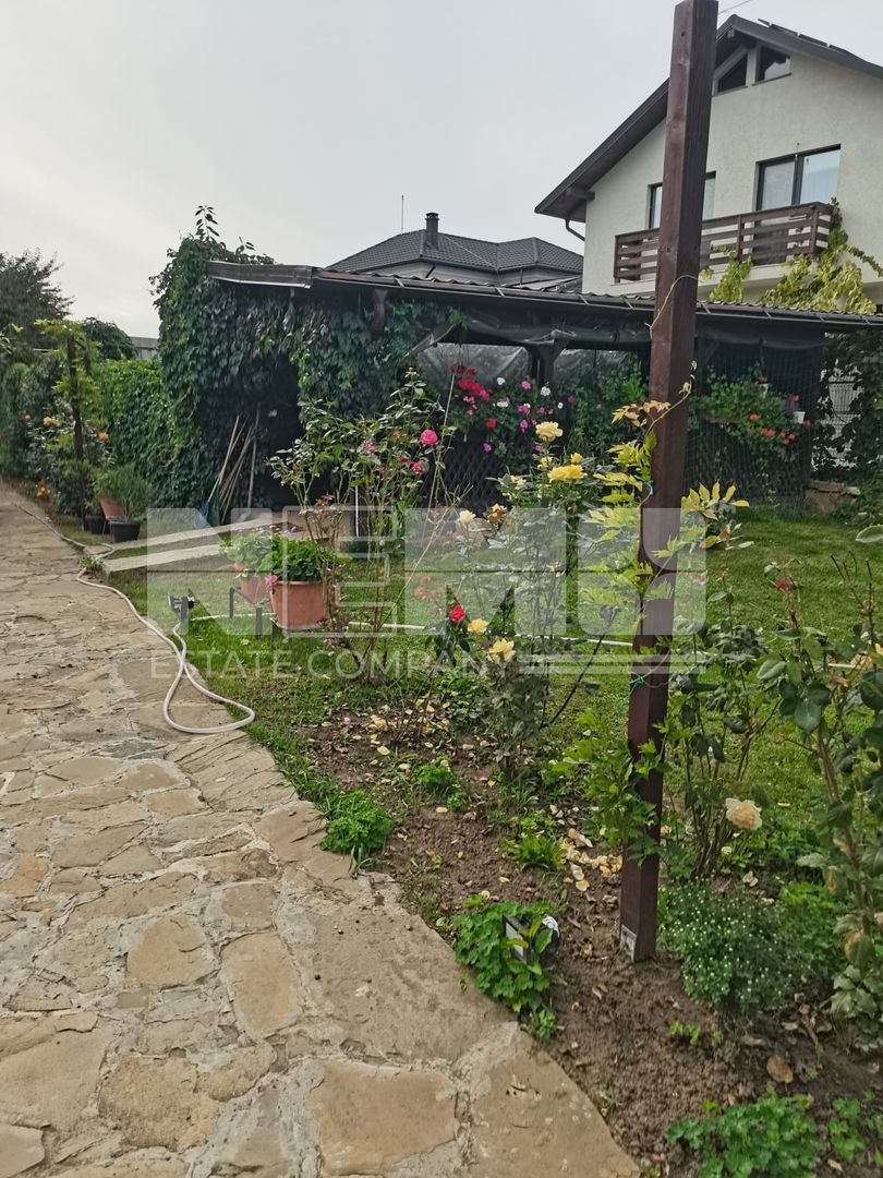 Casă/Vila + Teren 13 Ari de Vânzare |Lisaura/Suceava I 260.000Euro - Poză 21