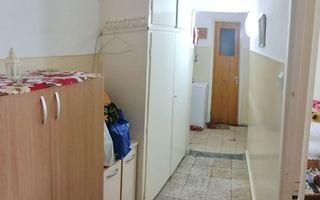 Metrou 1 Decembrie Apartament 2 Camere Decomandat Etaj 1/4 - Poză 3