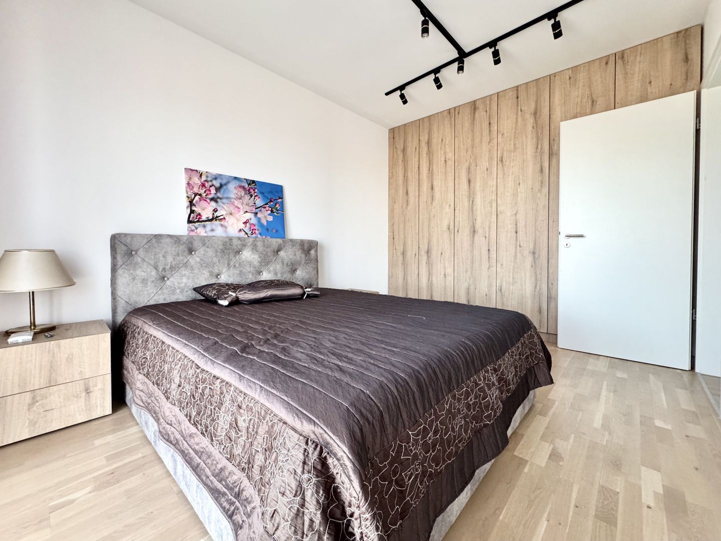 Apartament 2 camere,  prima închiriere, Complexul Studențesc -  Fabrik - Poză 1