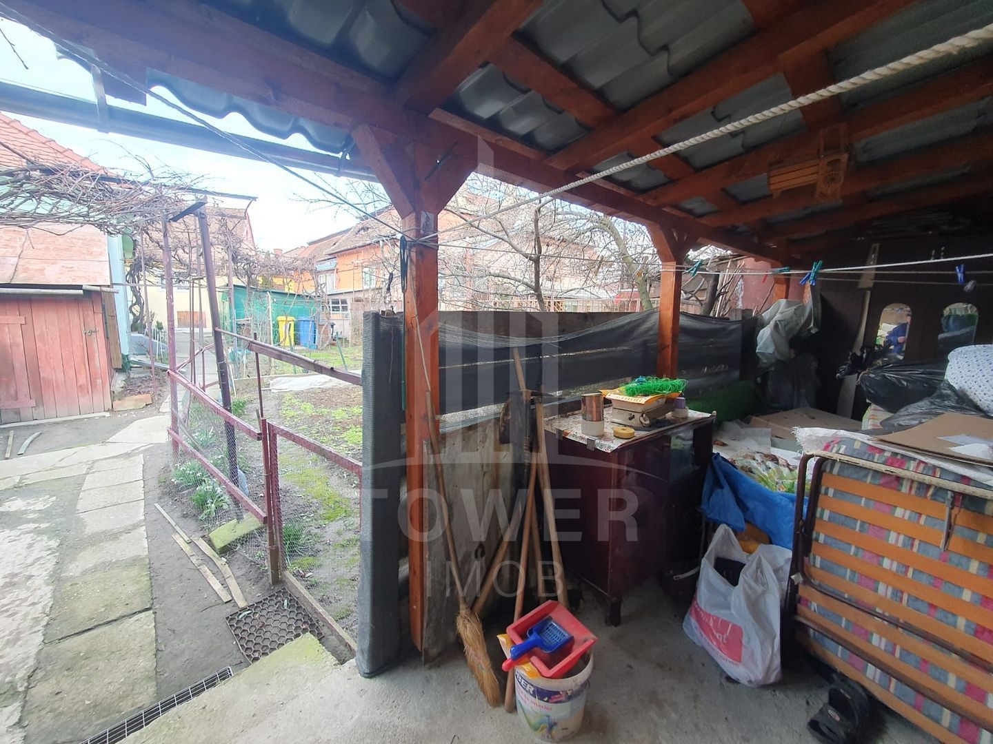 Casă de vânzare în Sibiu -individuală-curte comună- teren de 239 mp - Poză 8