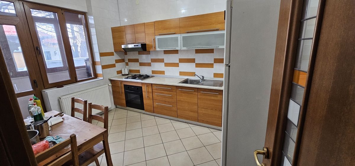 Apartament mare 4 camere zona Iancului || Resedinta || sau birouri || La cerere - Poză 9