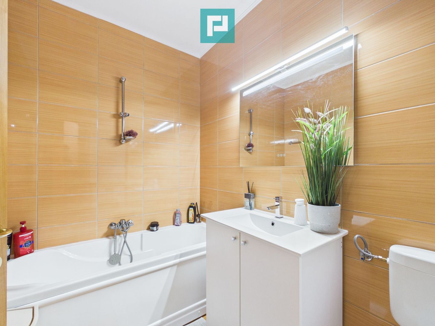 Apartament de vânzare Nufărul Oradea, 65 mp - Poză 21