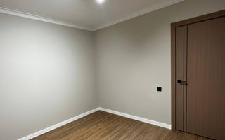 Vânzare, apartament cu 2 odăi și living,  bd. Alba Iulia, Buiucani. - Poză 8