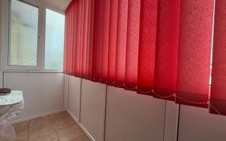 Apartament 3 camere, decomandat, etajul 3/4 - Cisnadie - Poză 9