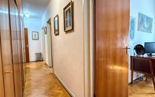 De vanzare 4 camere, curte exclusivă 250 mp, Str. Uruguay - Bucuresti - Poză 6