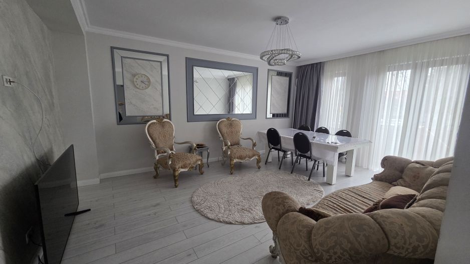 Apartament 3 camere si curte proprie - Poză 4