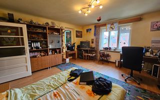 Casa 7 camere | Teren 1000 mp | 270 mp utili | Sub Arini - Poză 3