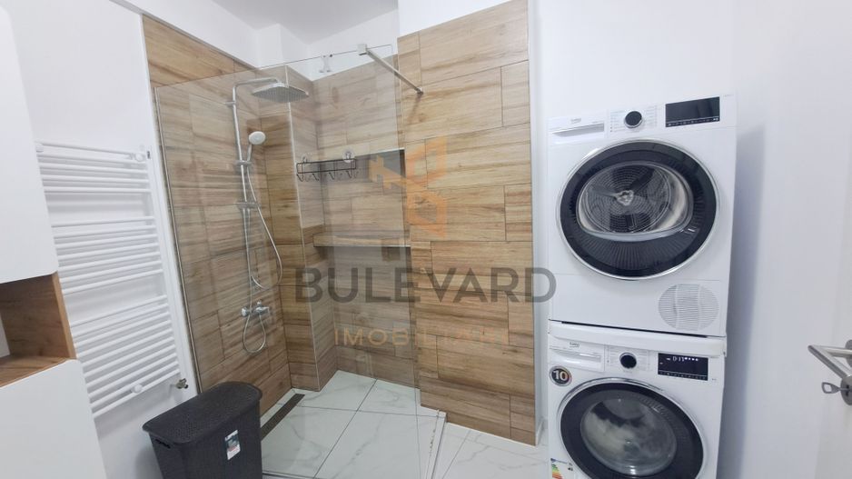 Apartament 2 camere, terasa de 15 mp, garaj subteran, boxa, Centru! - Poză 12