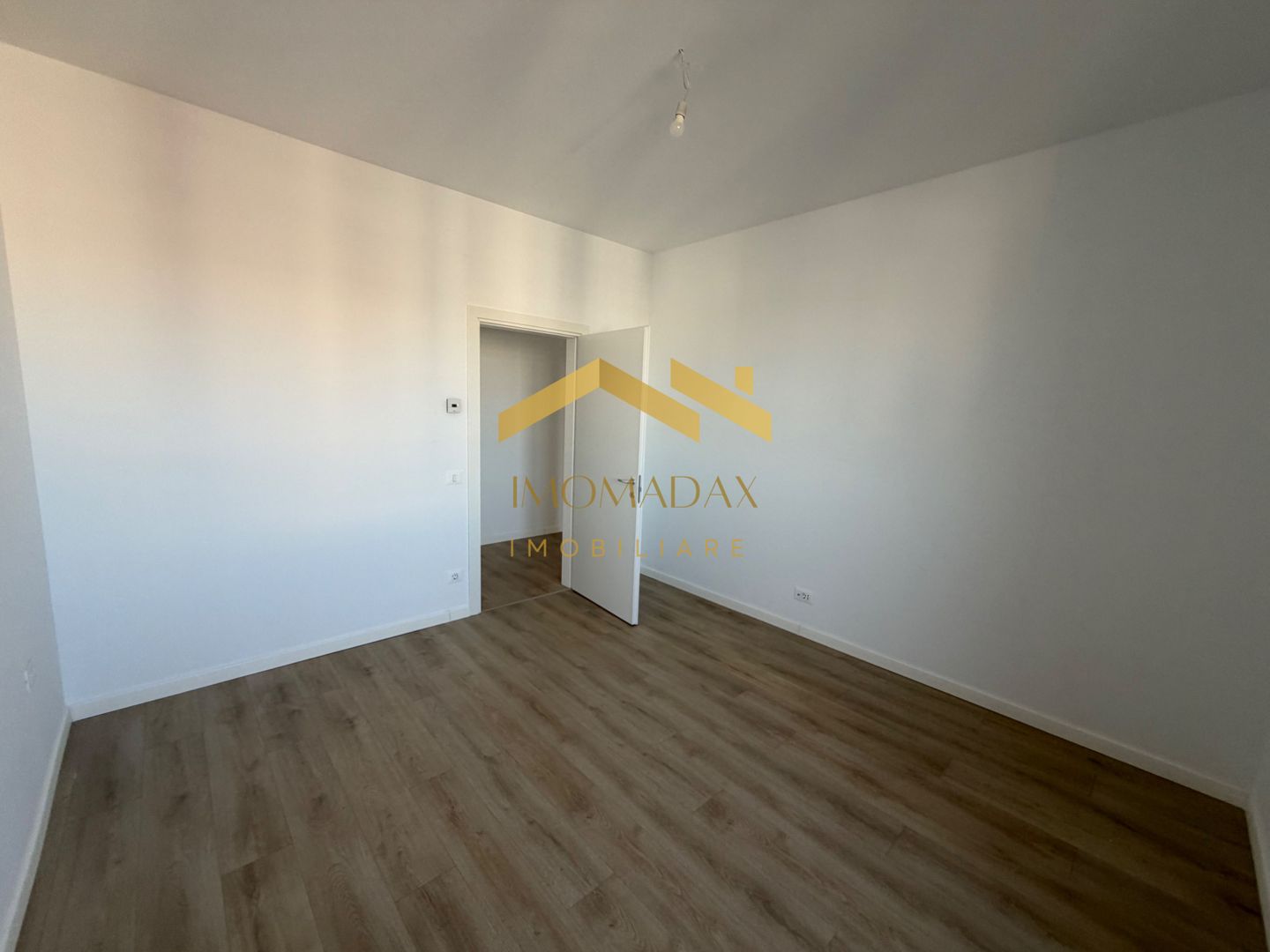 109 Corner-3 Camere-Etaj 1 - Poză 5