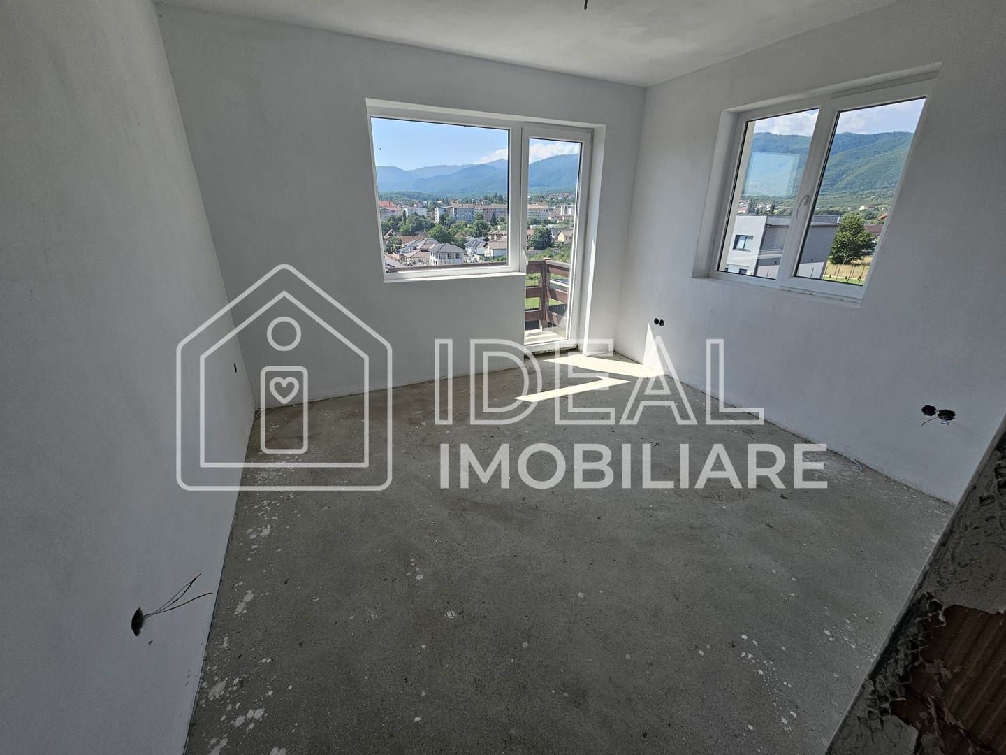 Casa cu 5 camere si vedere panoramica, in Cisnadie - Poză 5