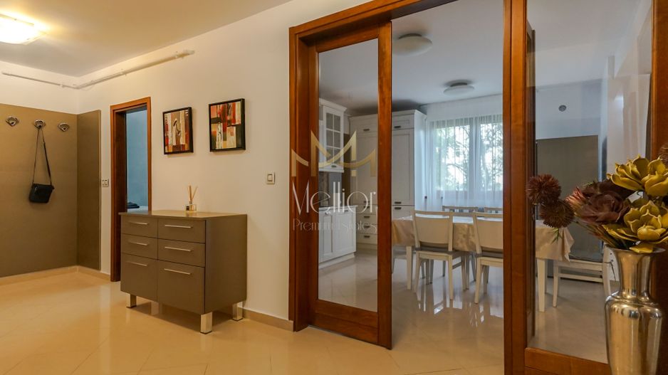 Ap spatios 4 camere, garaj, Andrei Muresanu, zona strazii Trifoiului - Poză 26