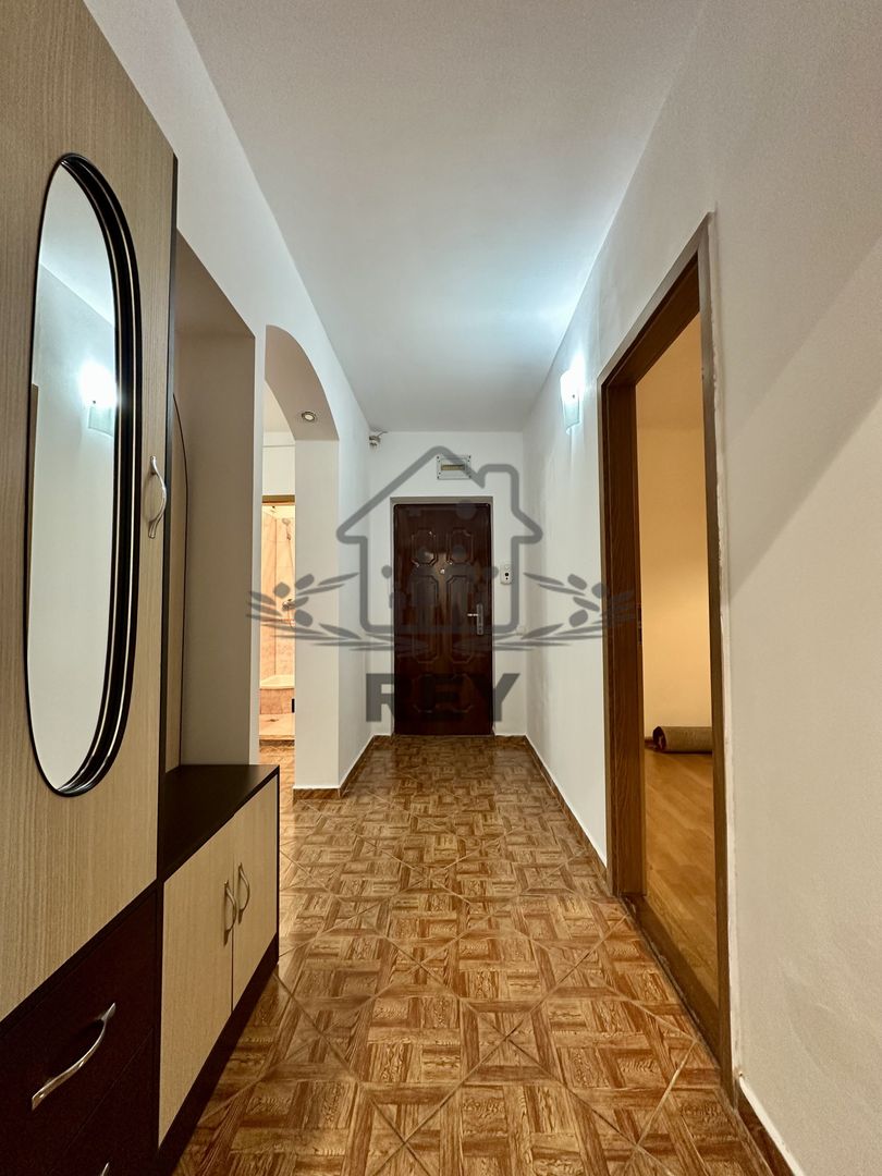 Apartament 4 camere cu garaj zona Strand- V.Aurie - Poză 16