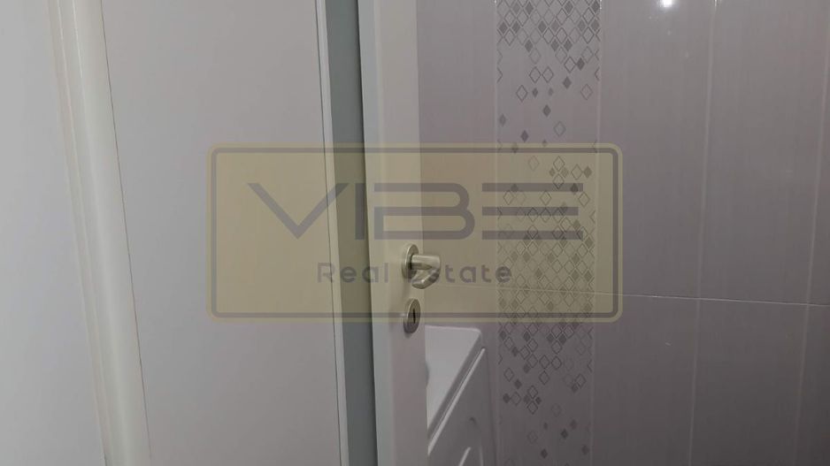 Apartament NOU 3 camere 2 bai, parcare privata zona  Copou - Poză 11