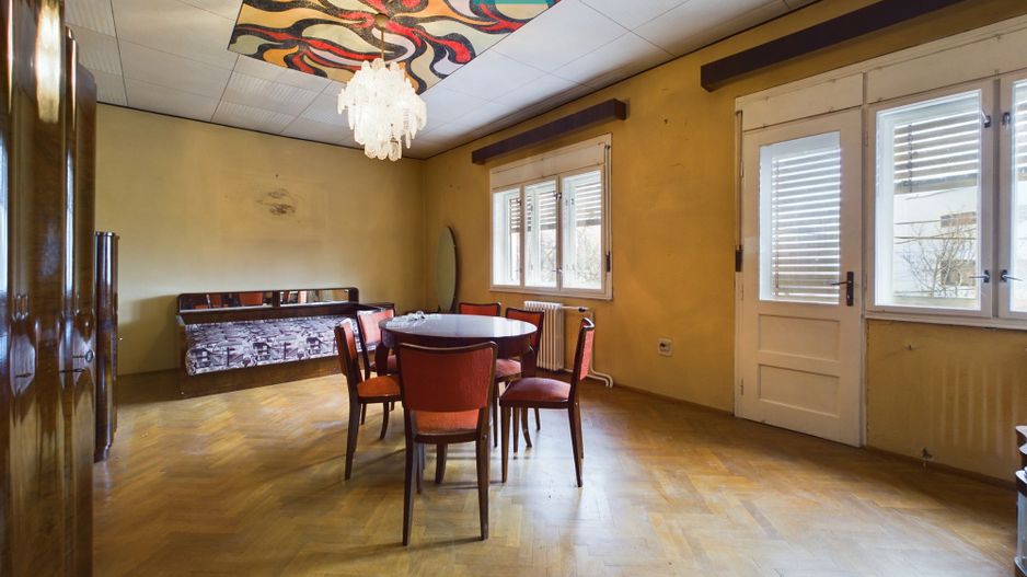 Vilă pe strada 9 Mai, Romanilor - Poză 3