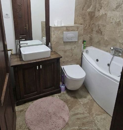 Apartament 2 camere, ultracentral, et.3, renovat, mobilat - Poză 4