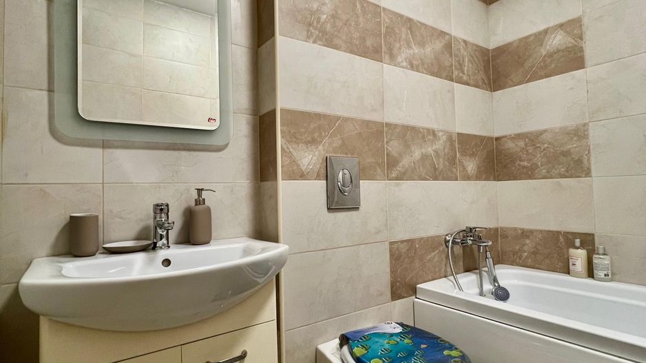 Apartament 3 camere de închiriat - Poză 11