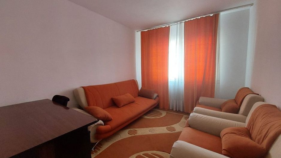 Inchiriere Apartament 3 camere Eremia - Poză 6