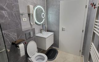 Garsonieră spațioasă de închiriat – 48 mp + terasă - Poză 6