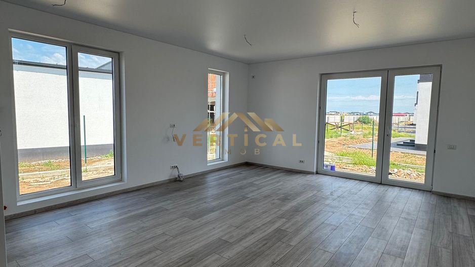 Casă 3 dormitoare, teren 440 mp, Berceni/ Vidra - Poză 1