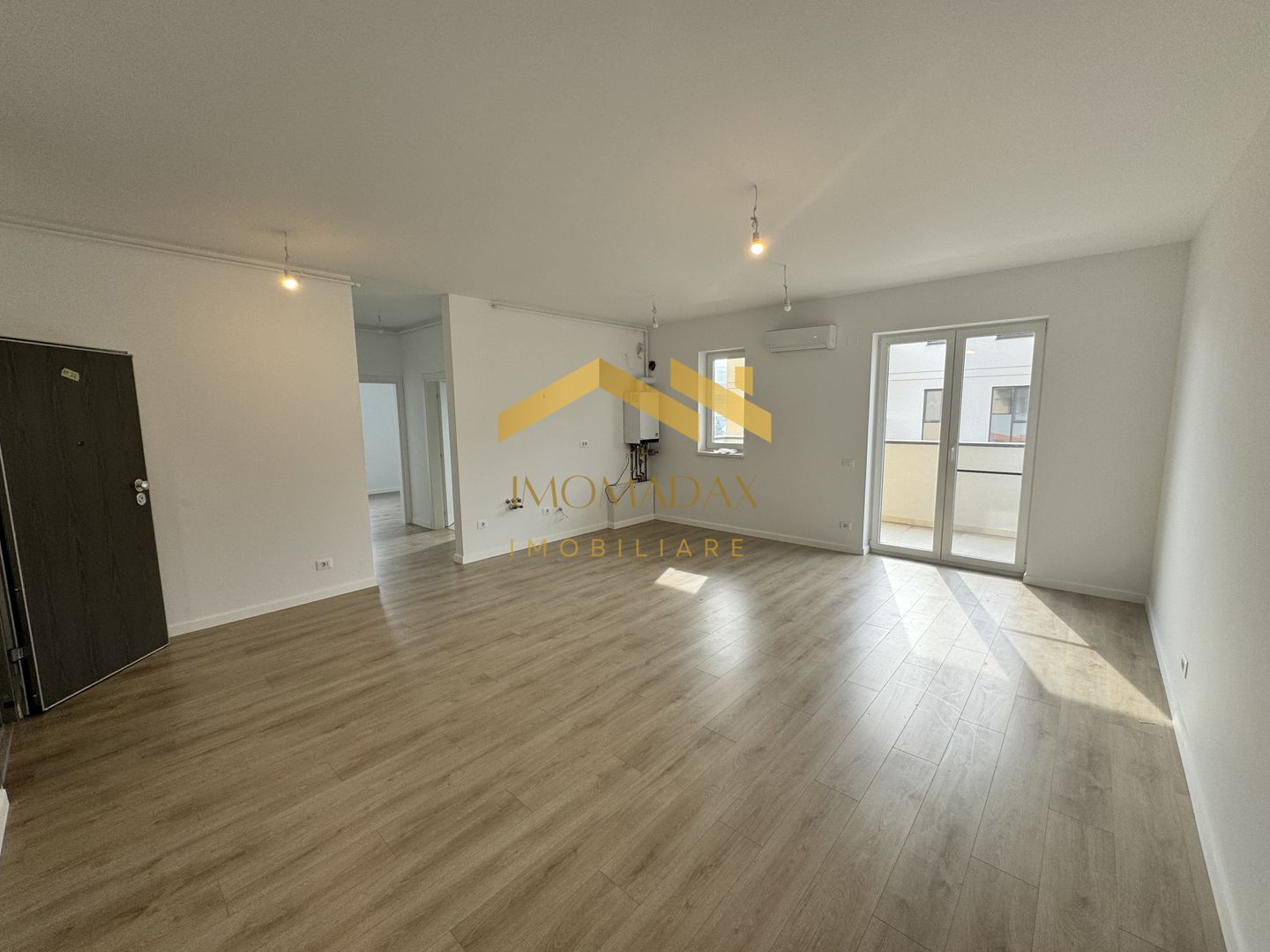 Aradului- 2 Camere-Etaj 1 - Poză 1