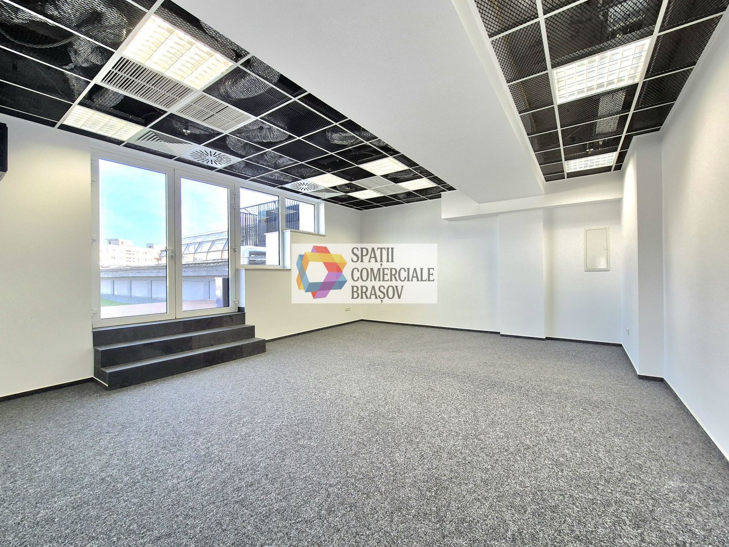 Spatiu de birouri ultramodern Brașov - 367 mp + Teresa 240 mp - Poză 12