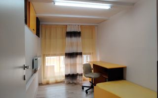 Închiriez garsoniera cu 2 camere in zona centrala ideala pentru studenți - Poză 4