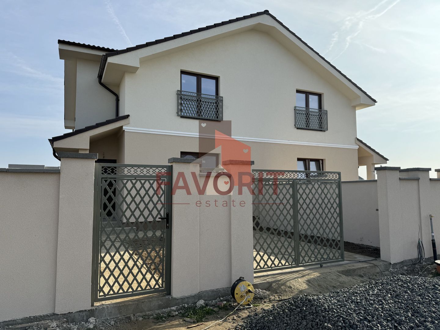 Comision 0%. Toate utilitatile. Strada asfaltata. - Poză 1