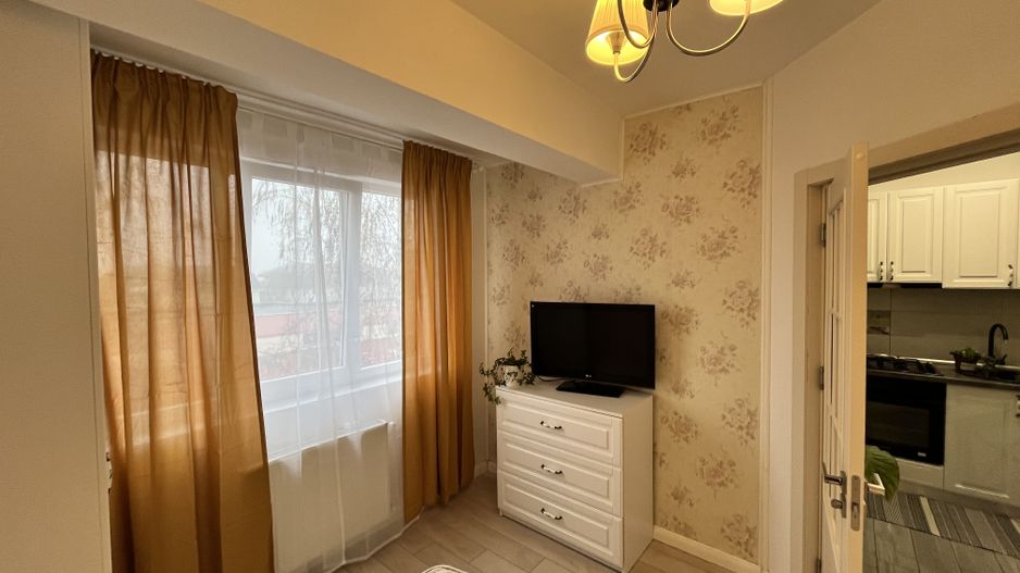 Studio bine compartimentat, parcare, complet mobilat, renovat, mutare imediata - Poză 4