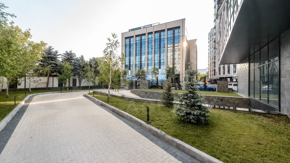 Vânzare, apartament, 2 dormitoare + living- 82 mp, Buiucani - Poză 20