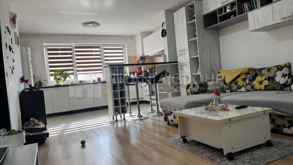 Apartament 2 camere modern, bloc nou, zona Garii, parcare+boxa - Poză 4