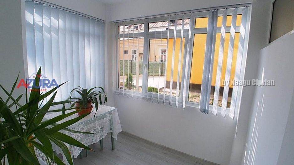 Spatiu Comercial-Birouri Ultracentral Pitesti - Poză 3