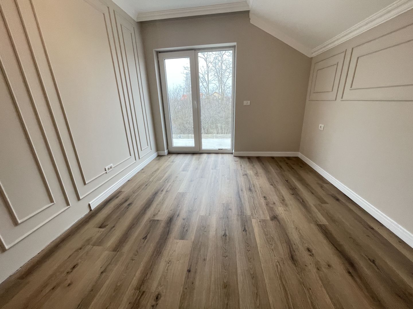 Proprietate premium,finisaje moderne,zona linistita-Ronat - Poză 24