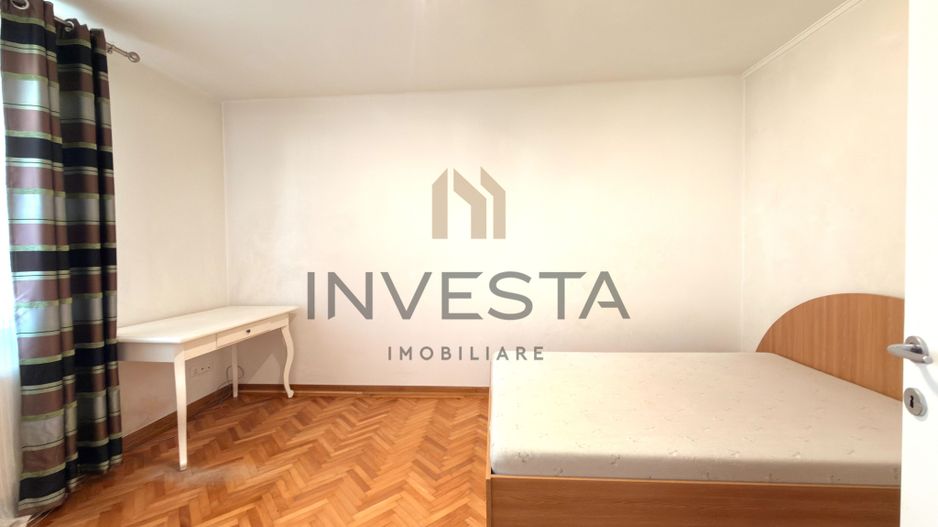 Apartament cu 2 camere, etaj intermediar, Centru, pe strada Traian! - Poză 3